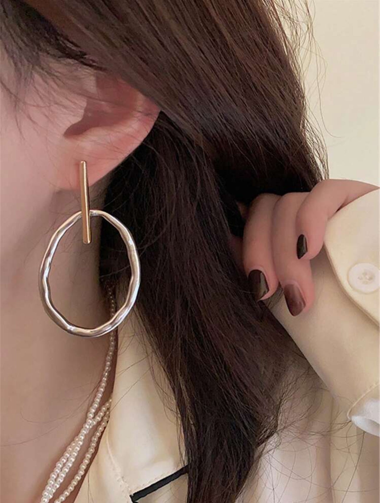 Minimalist Duo-Tone Abstract Oval Drop Earrings