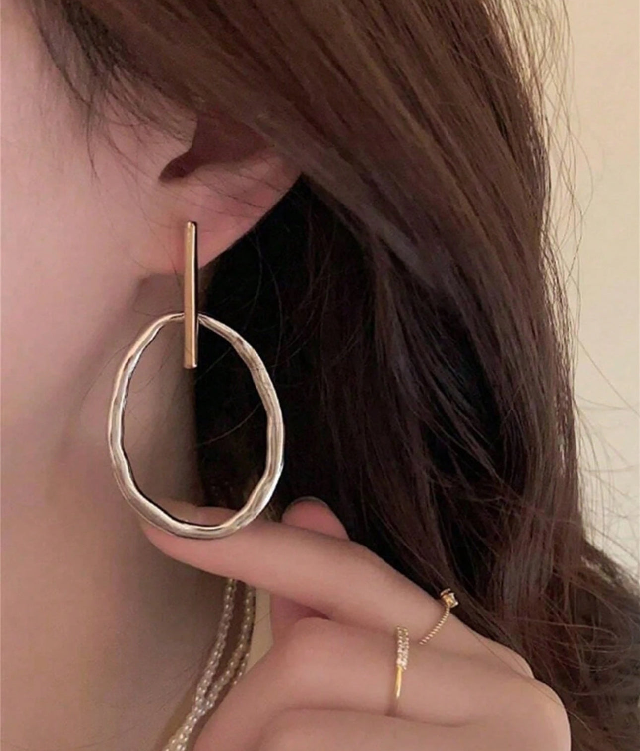 Minimalist Duo-Tone Abstract Oval Drop Earrings