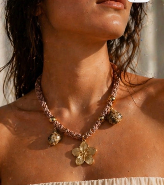 Seaside Bloom Necklace