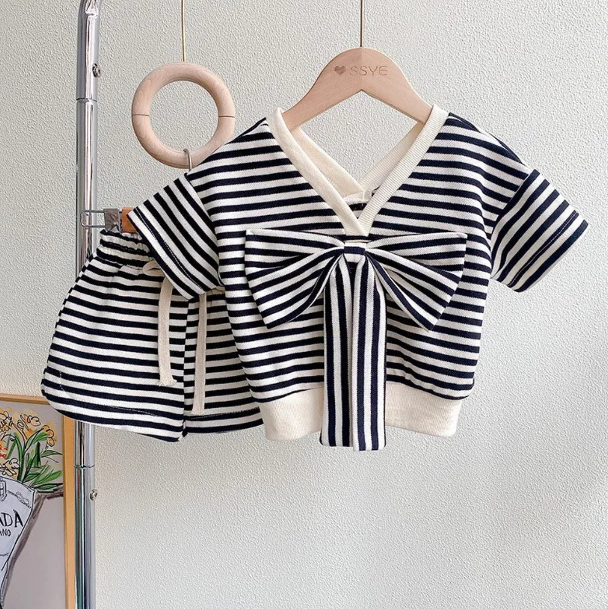 Girls V- neck set Black and White striped and bow shirt and short
