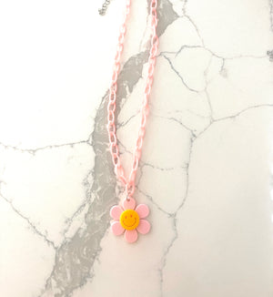 Smiley face flower necklace