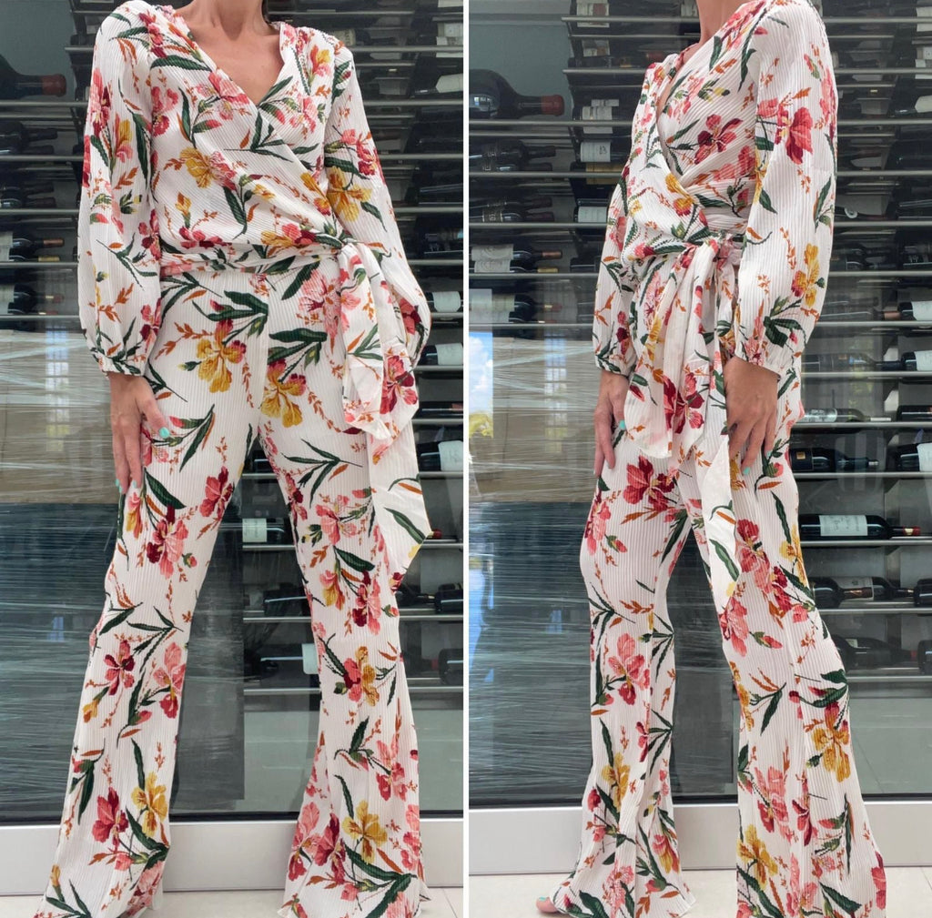 Pleated crossed front flower pant set