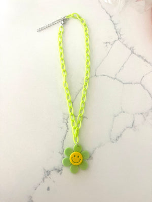 Smiley face flower necklace