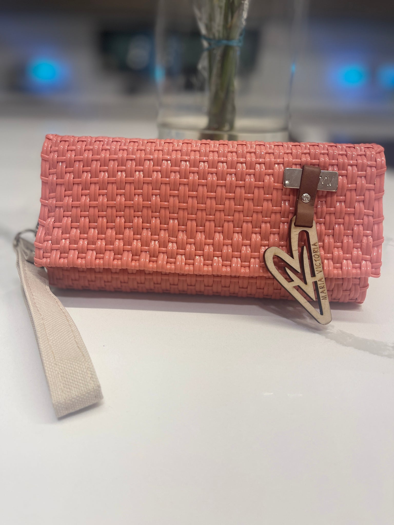 Water resistant handmade wallet